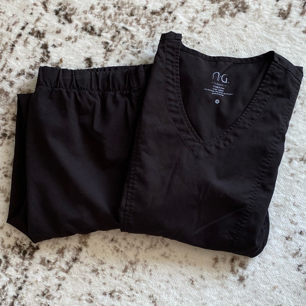 NRG by Barco black scrubs size medium!